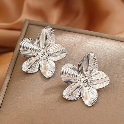 Aurora Bloom Studs image 6